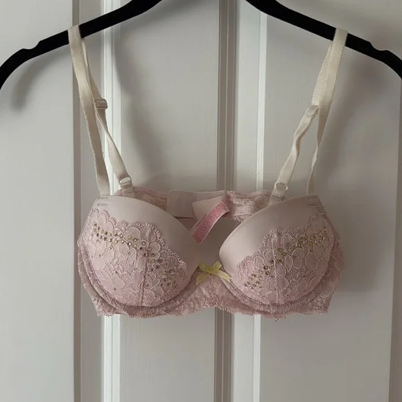 VS Bra Bundle - Picture 7 of 12